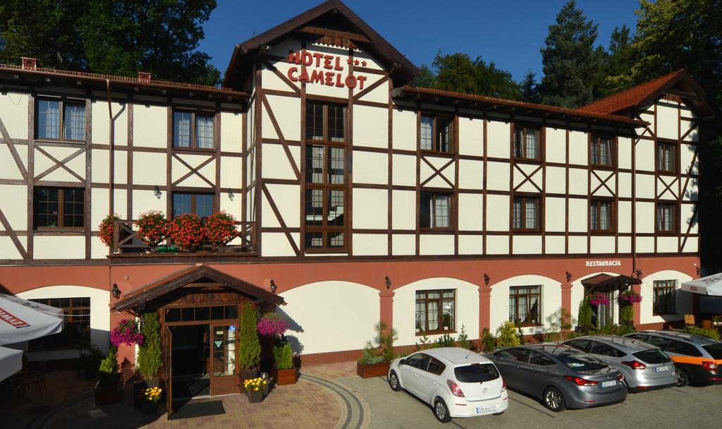Hotel Camelot Szczawno-Zdroj Buitenkant foto