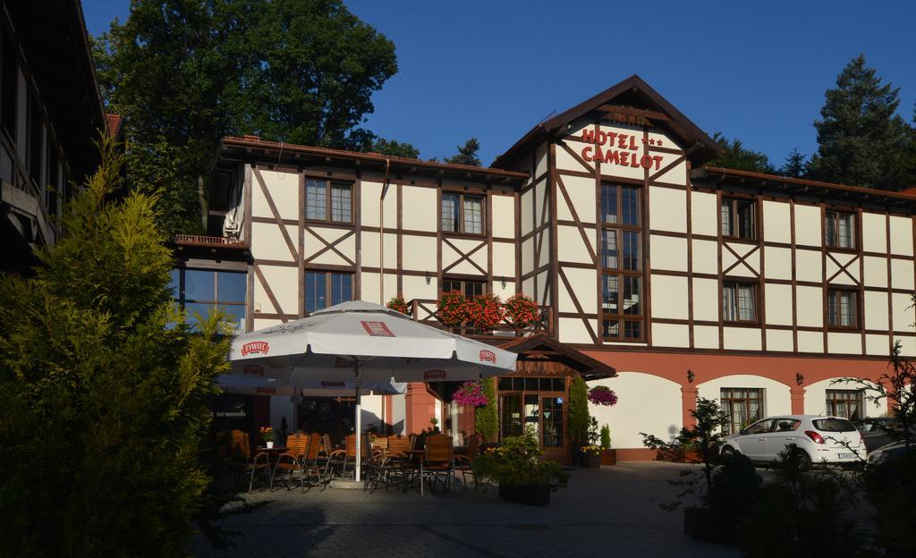 Hotel Camelot Szczawno-Zdroj Buitenkant foto